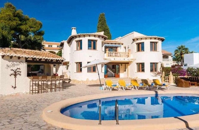 VILLA PIA, ideal para familias en Moraira