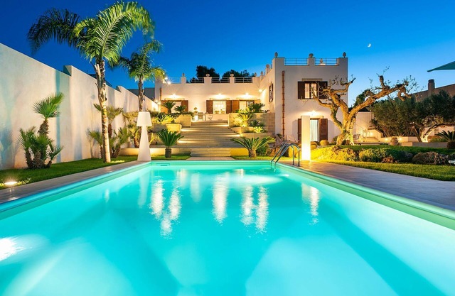 Villa Pigna Bianca - Luxusvilla mit Pool in Marausa, Trapani.