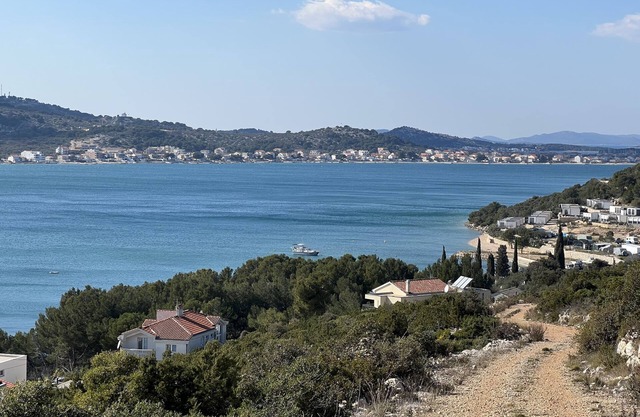 Villa Pina Tisno TOP**** Ferienwohnung Mila 4 -6 Personen mit Meerblick