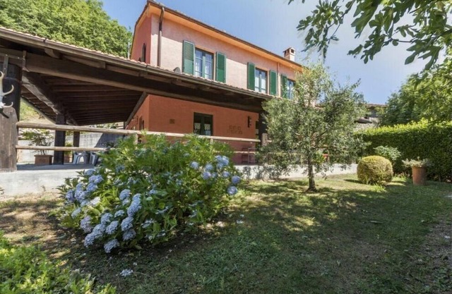 Villa Popiglio Komfortable Ferienresidenz