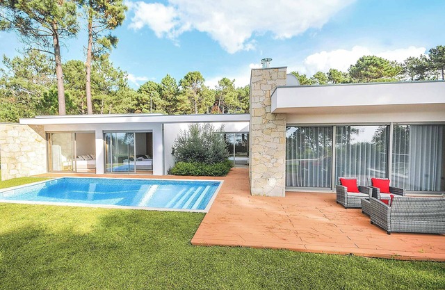 Villa Por do Sol - Five Bedroom Villa, Sleeps 10