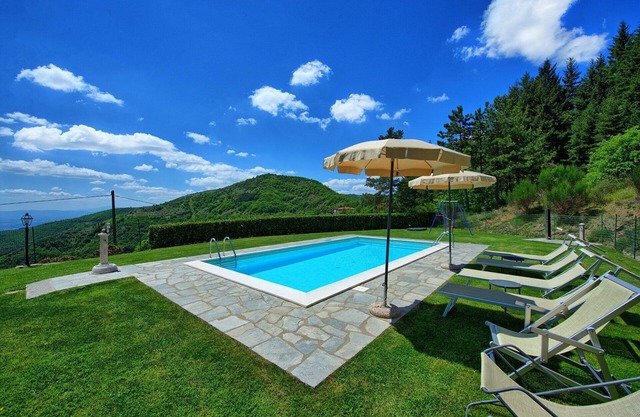 Villa Portole Due - Ferienlandvilla mit Pool in Cortona, Toskana