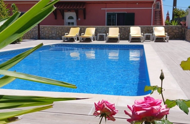 "VILLA PRECIOSA / BELLA"