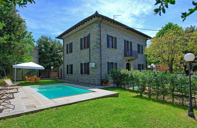 Villa Primula - Ferienvilla in Cortona, Toskana