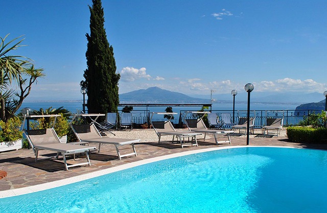 VILLA PRIORA 12 - FERIENPENTHOUSE VILLA - PRIORA - SORRENTO - SORRENTO KÜSTE