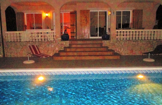 Schöne Villa sehr ruhig, unabhängig mit großem privaten Pool und Klavier!