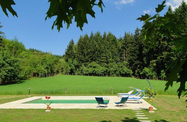 3 Schlafzimmer, 1 Badezimmer, privater Pool, Aussicht, zu Fuß zum Dorf, Wifi