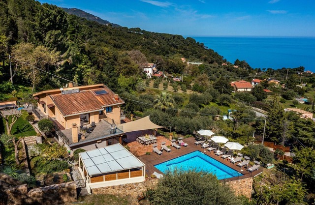 Villa Provenza 12+4, Emma Villas