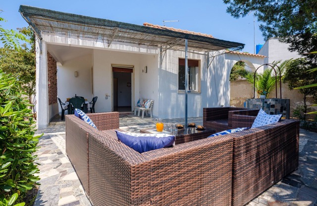 Villa 'Punta Prosciutto Vista Mare' mit Meerblick, WLAN und Klimaanlage