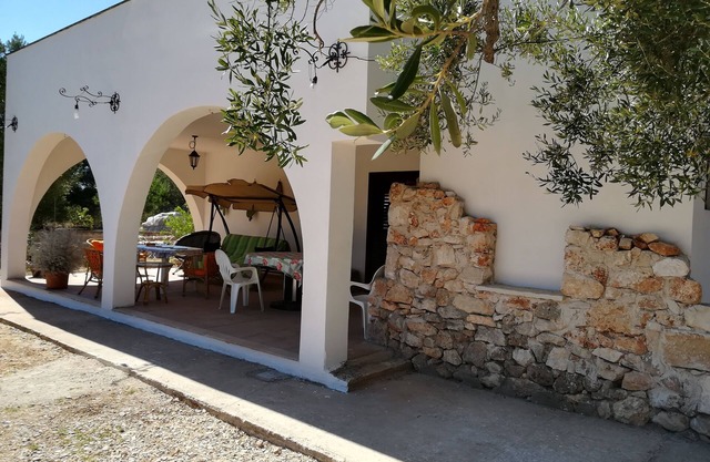 VILLA RAFFAELA (Meeresreservat von Torre Guaceto) zwischen Meer und alten Olivenbäumen