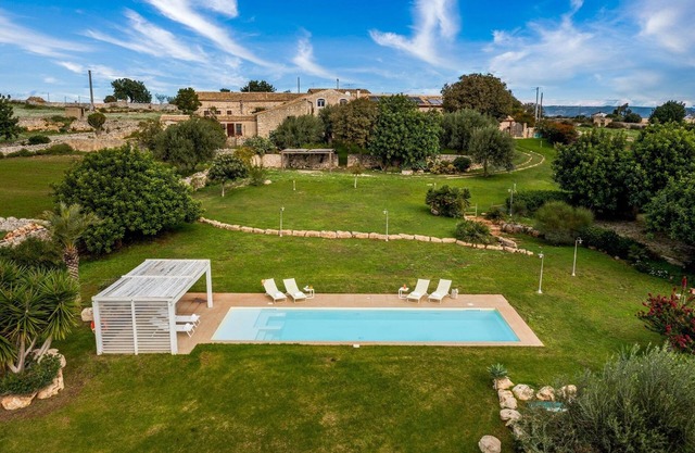 Villa Ramunna 6, Emma Villas