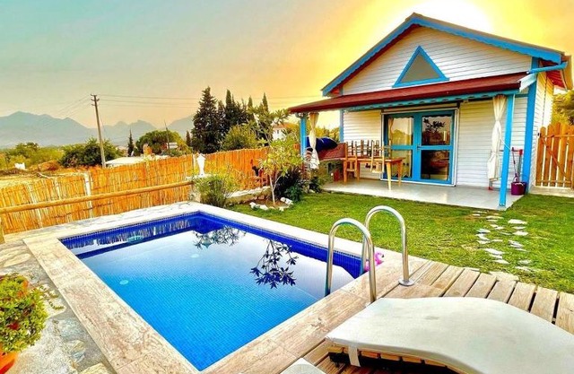 Villa Rengin Datça (Havuzlu) Günlük Haftalık Kiralık