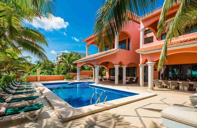 Villa rental for 20 - Soliman Bay, Tulum