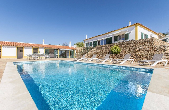 Villa im algarvischen Stil für 10 Personen in einer ruhigen Gegend mit privatem Pool