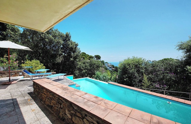 Villa 'Roberta' with Private Pool and Sea View