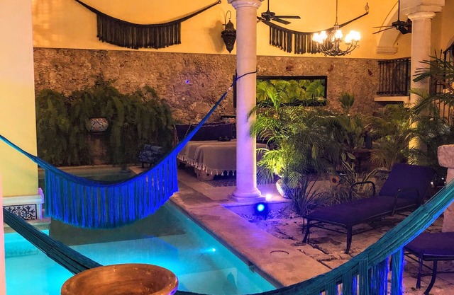 VILLA ROMANTICA. EIN WAHRES KOLONIALES MEISTERWERK. IN DER NÄHE VON RESTAURANTS UND MUSEEN