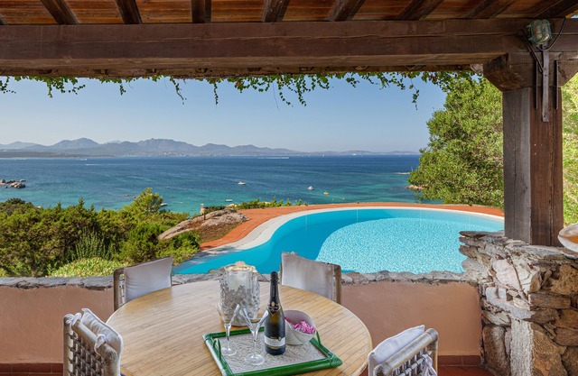Romantische Villa, Li Cuncheddi, Capo Ceraso, Olbia