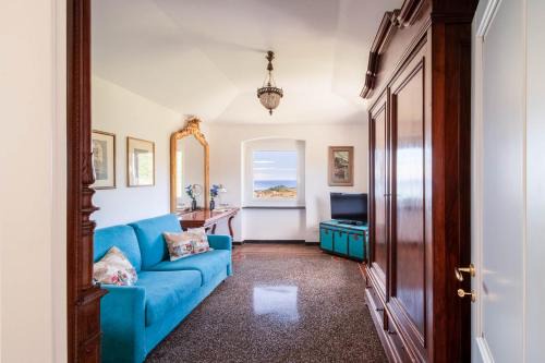Villa Rosa by PortofinoHomes