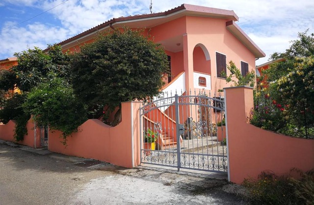 VILLA ROSA