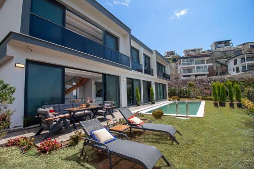Villa Royal 2
