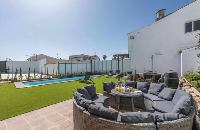 Haustierfreundliche Villa "Rural Maimones" mit Pool und WLAN