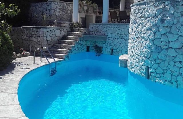 VILLA DEPENDANCE MIT POOL VOR DEM MEER - ENTSPANNEN SIE SICH 10 KM VON OTRANTO.