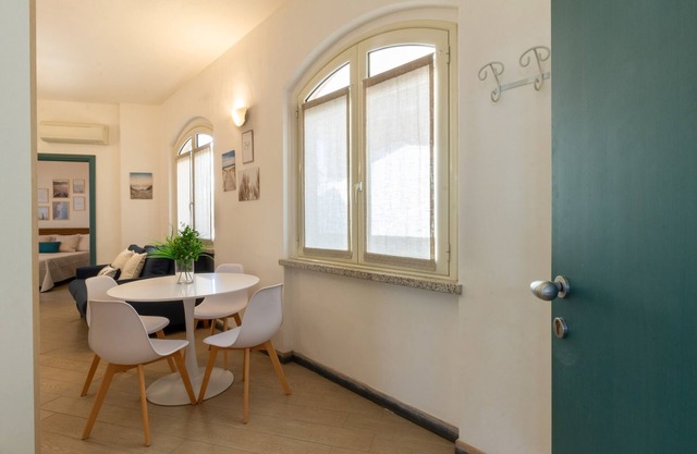 Villa 'Sa Domu Pitticca' mit Meerblick, Garten, Gemeinschaftsterrasse & WLAN