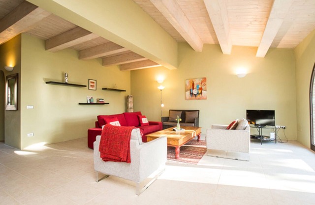Villa Salvia- Accommodation in Tuscany
