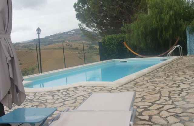 Villa 'San Martino' mit Meerblick, Wi-Fi und Klimaanlage