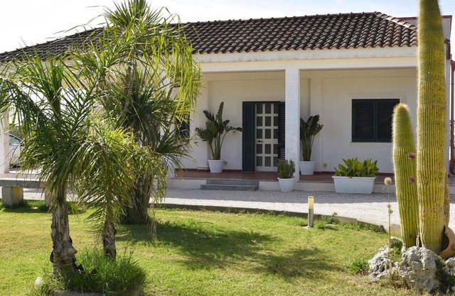 Villa Sarah - cottage surrounded by nature 5km from the sea