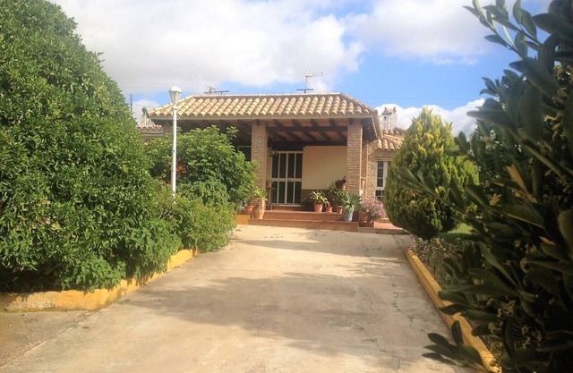 VILLA SEÑORA CARMEN IST EINE EINFAMILIENUNABHÄNGIGE VILLA AUF EINEM EINZELBODEN