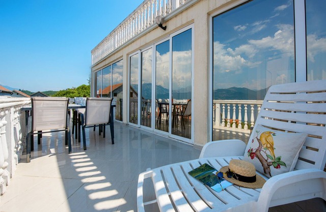 Villa sea view with sauna and pool