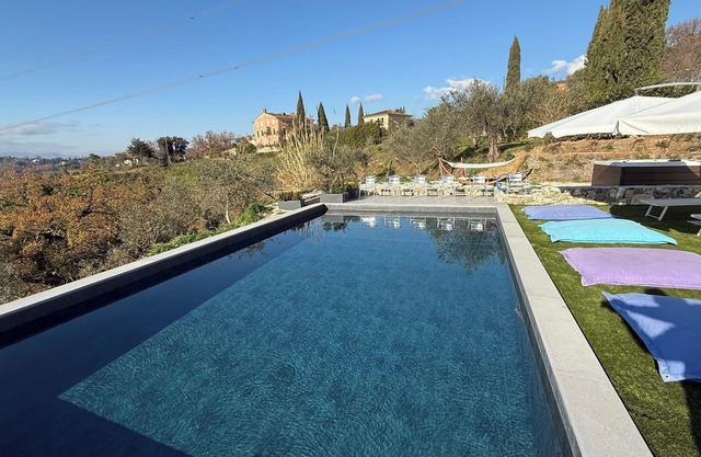 VILLA SENSAZIONE spacious 6-bedroom villa in Sarzana with WiFi, AC, fitness room