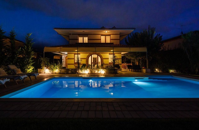 VILLA SERENITY WITH PRIVATE POOL