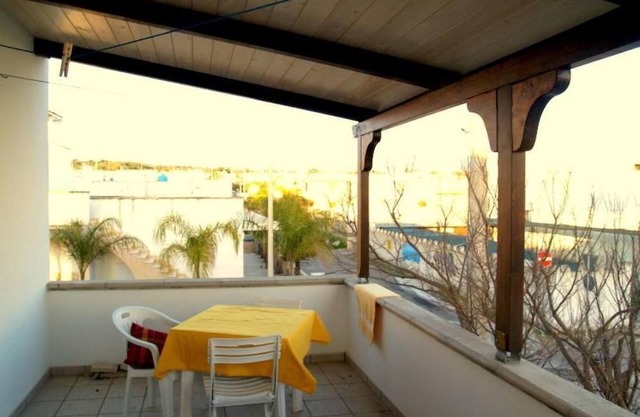 Villa mit Garten nur wenige Meter vom Strand entfernt - Lido Marini