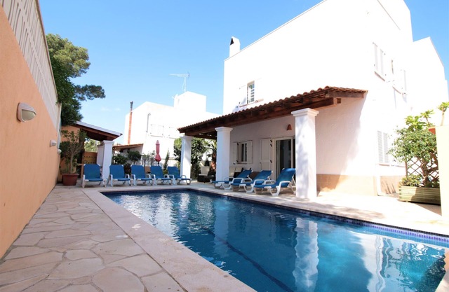 Villa Sofia Ibiza - Fünf Schlafzimmer Villa, Schläft 11