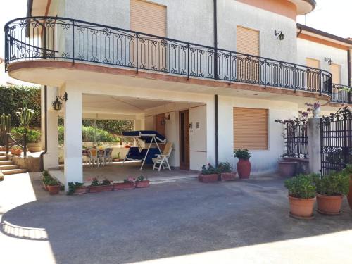 Villa Sofia San Ciro 401