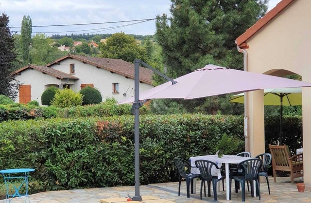 Villa Spacieuse en Auvergne