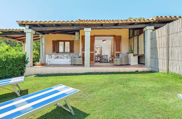 Villa Speranza 2 in Strandnähe mit Meerblick, Klimaanlage, Garten, Terrasse, Grill und Außendusche