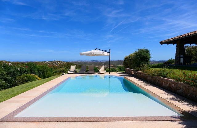 Villa Supramonte – Luxusvilla mit Pool und Garten - CIN IT090063C2000R7796