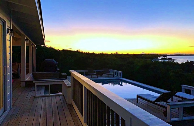 Villa Surf House