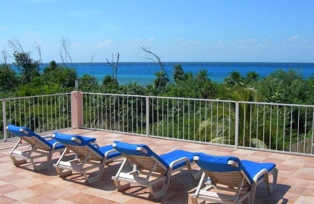 Villa Tango Del Mar-Luxury Beachfront Gemeinschaftshaus in der Nähe Tauchplätze
