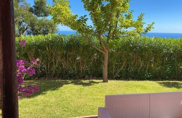 Villa Telegraph is a sea-view property that is also perfect for your pets.