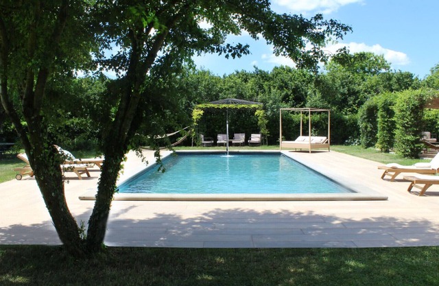 Villa Templaria, a charming villa sourranded by green