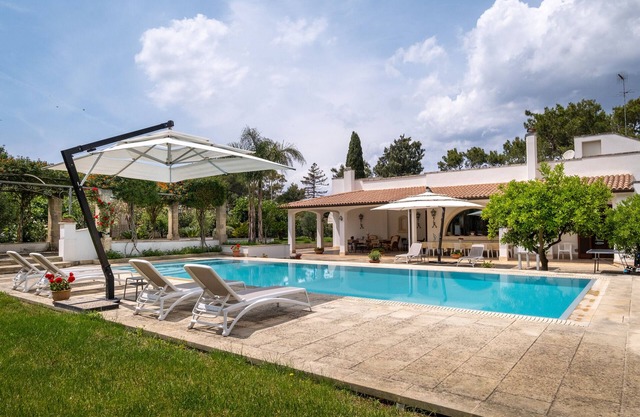 Villa 'Tenuta Il Carretto' mit privatem Pool, WLAN und Klimaanlage
