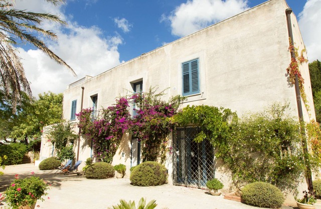 Villa Titì - Altes Landhaus mit privatem Pool und Park