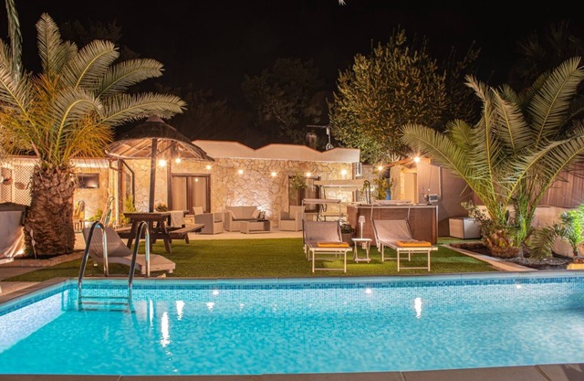 Villa 'Tore' mit Meerblick, WLAN und Klimaanlage