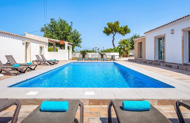 Villa Tosca by Villa Plus