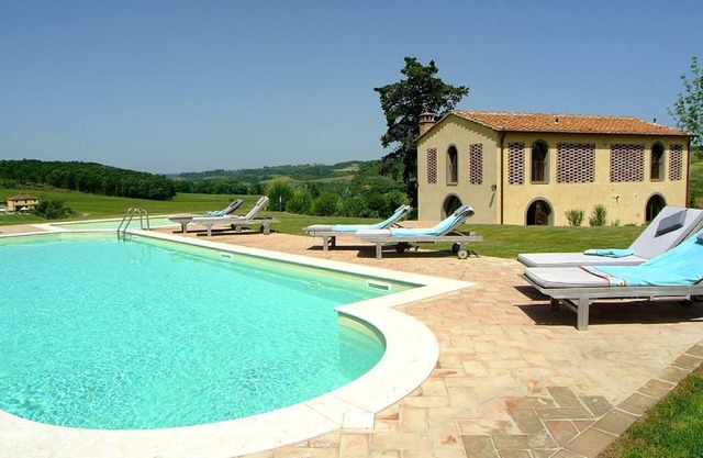 Villa Toscanella - 4 Schlafzimmer, 4 Badezimmer, Privater Pool, 8 Personen