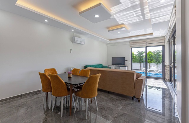 Villa Tosun 2 mit privatem Pool - in Strandnähe -